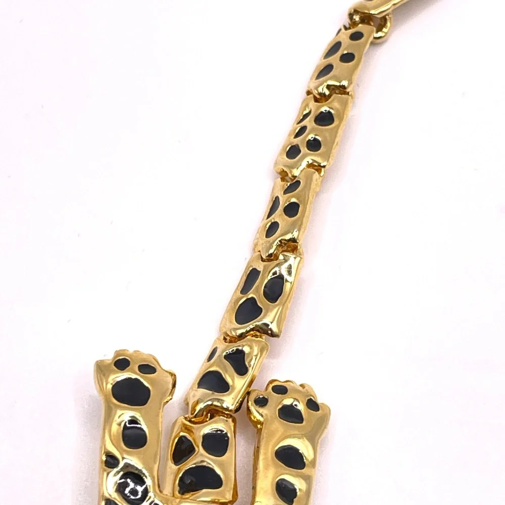 Vintage Leopard Shoulder Brooch 7 1/2